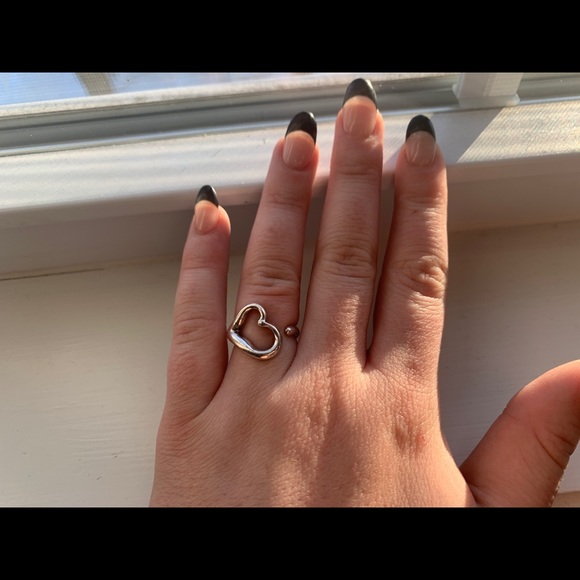 Tiffany Elsa Peretti Heart Ring - Picture 2 of 4